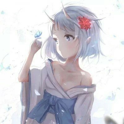 女子让邻居别放垃圾被撬锁殴打